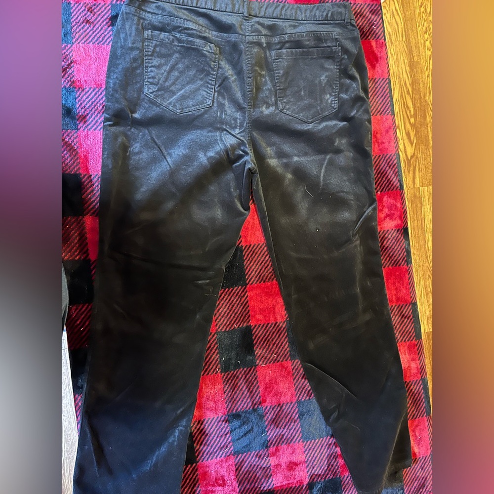 Chicos brand size 3R/16 black velvet pants
